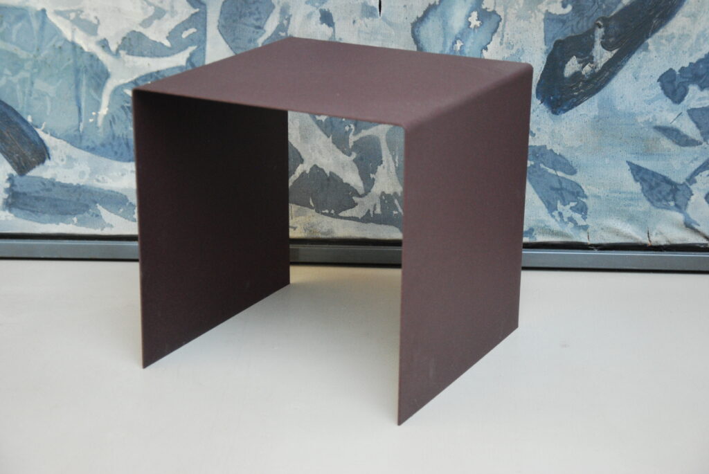Beistelltisch/Hocker (375)